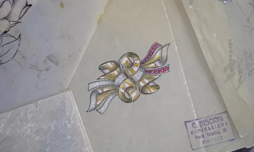 spilla in oro e pietre Biscioni disegno spilla in oro e pietre Biscioni